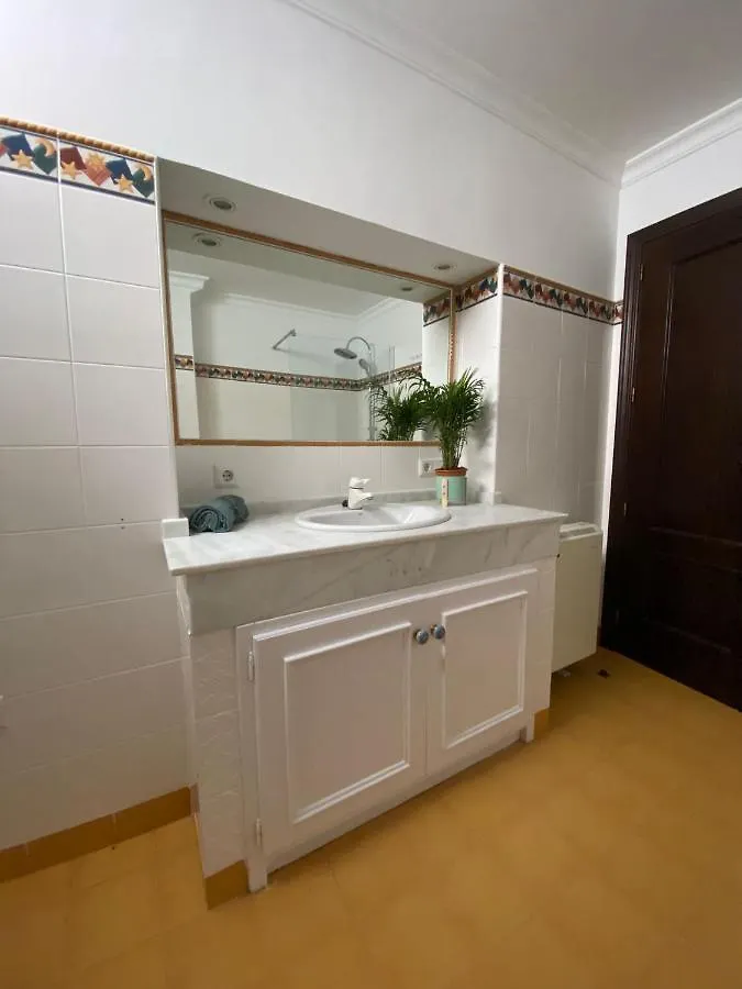 Apartamentos CEO - Alameda Ronda